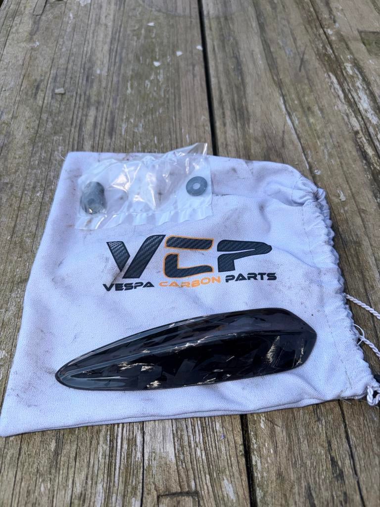 Vespa Carbon Voorvin (Nieuw), Ophalen of Verzenden, Nieuw, Overige typen, Vespa