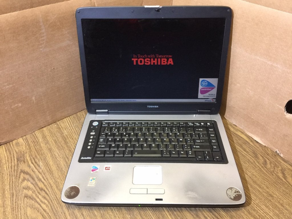 Toshiba Satellite M40X-250  FOR PARTS, Computers en Software, Windows Laptops, Ophalen of Verzenden, Niet werkend, 15 inch, 2 tot 3 Ghz