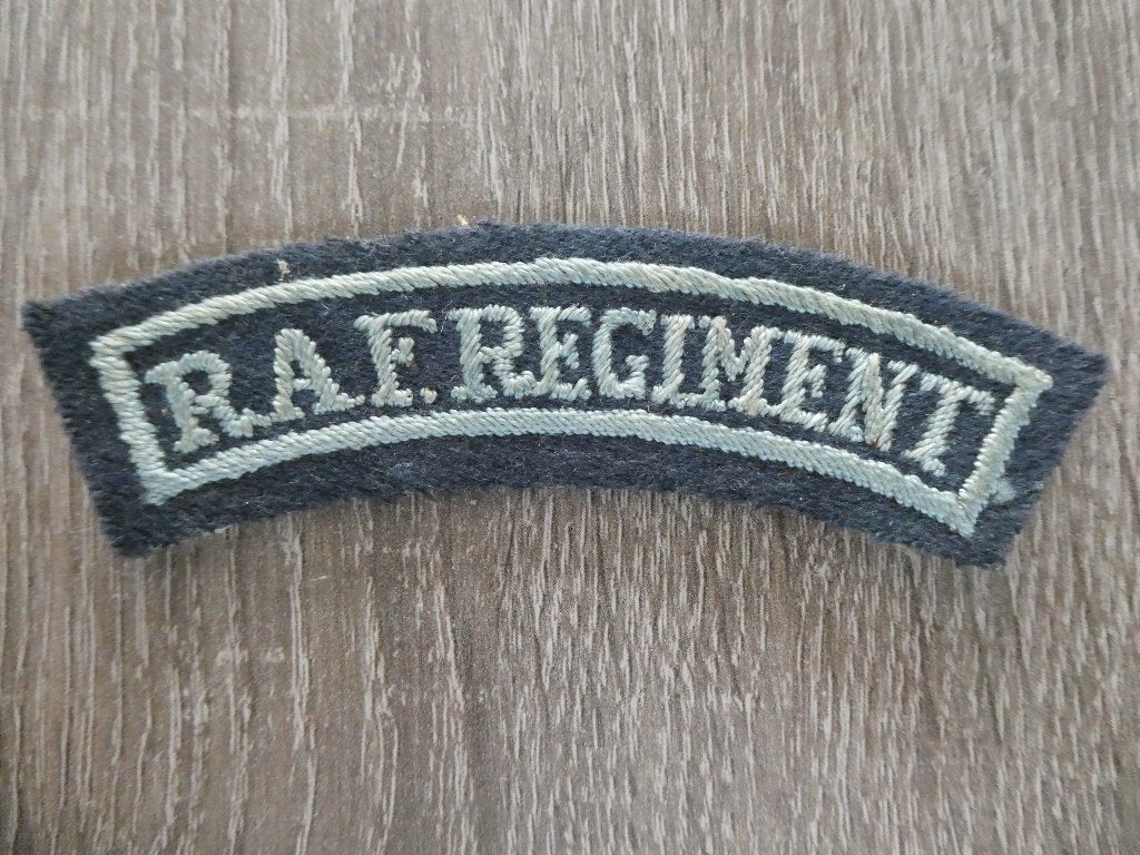 Shoulder sleeve RAF Regiment., Ophalen of Verzenden, Luchtmacht, Engeland, Embleem of Badge