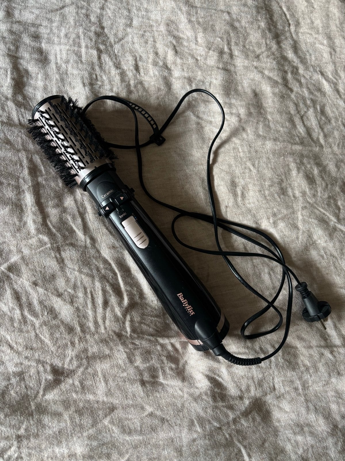 BaByliss Paris roterende föhnborstel - Zo goed als nieuw, Witgoed en Apparatuur, Persoonlijke-verzorgingsapparatuur, Zo goed als nieuw