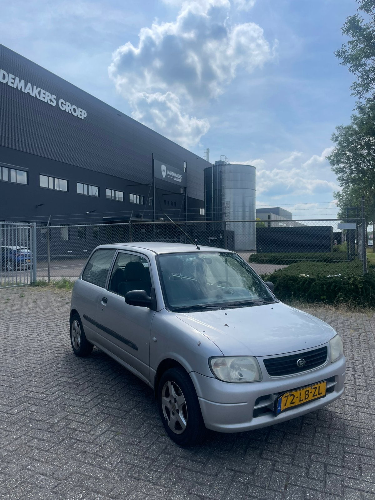Daihatsu Cuore 1.0 STI 2002 Grijs met APK, Auto's, Daihatsu, Voorwielaandrijving, 600 kg, 18 €/maand, 4 stoelen
