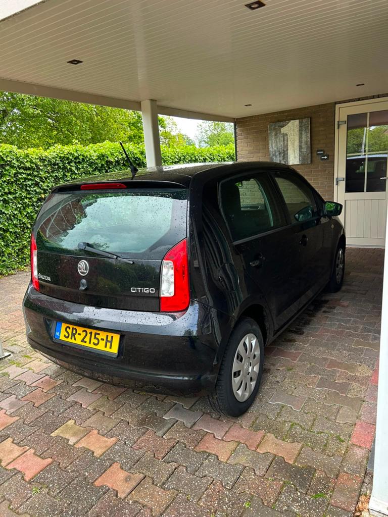 Skoda Citigo 1.0 T 44KW 2013 Zwart, Auto's, Skoda, Voorwielaandrijving, 4 stoelen, Zwart, Handgeschakeld