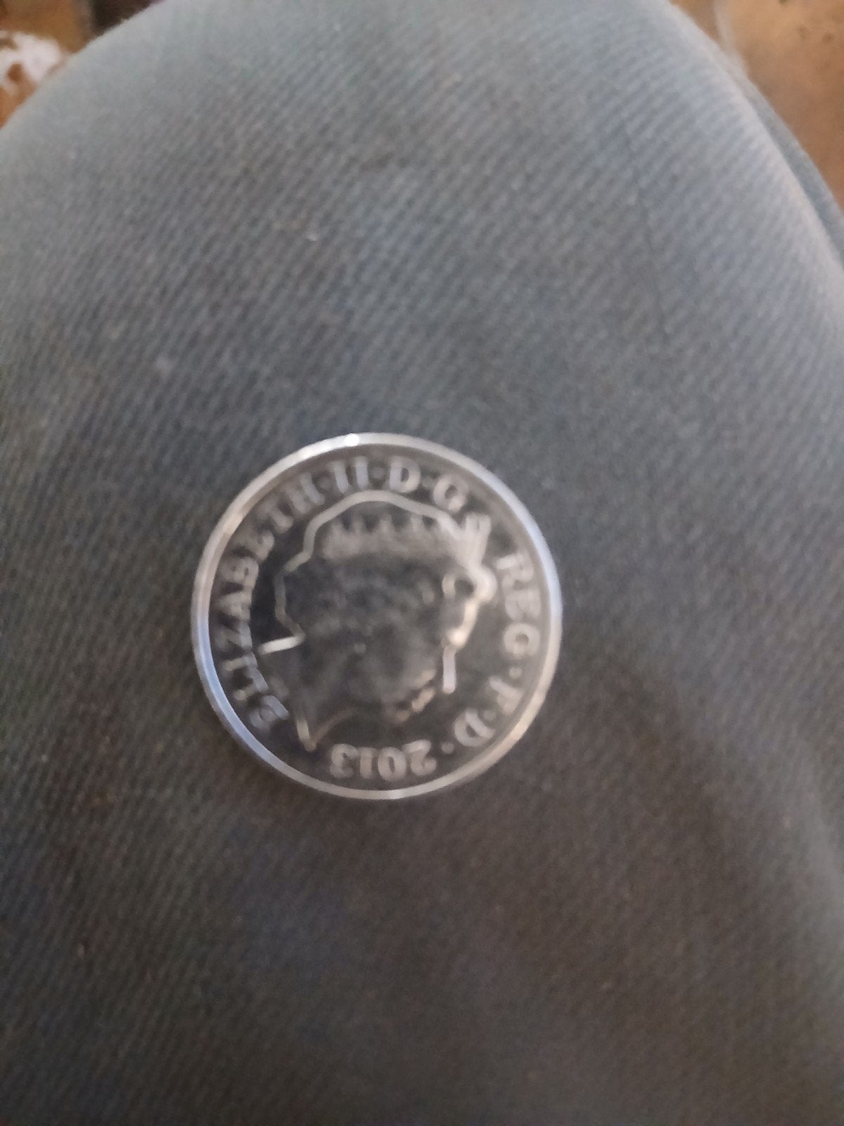 Britse 10 pence munt - Elizabeth II 2013, Postzegels en Munten, Ophalen of Verzenden, Overige landen, Losse munt