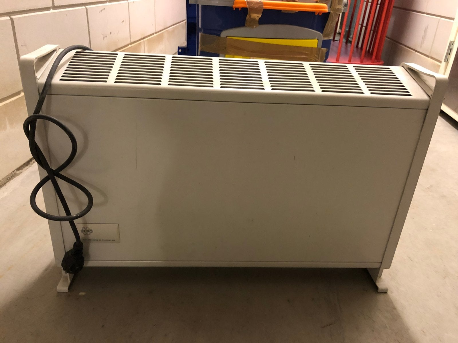 Elro elektrische kachel/radiator, Ophalen, 30 tot 80 cm, Gebruikt, Kachel