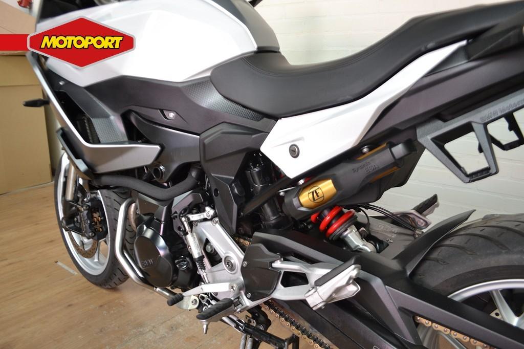 BMW F 900 XR (bj 2021), Bedrijf, EINSTEINLAAN 5
2289 CC  RIJSWIJK ZH, Info@bmw-motorrad.nl, BMW Nederland bv