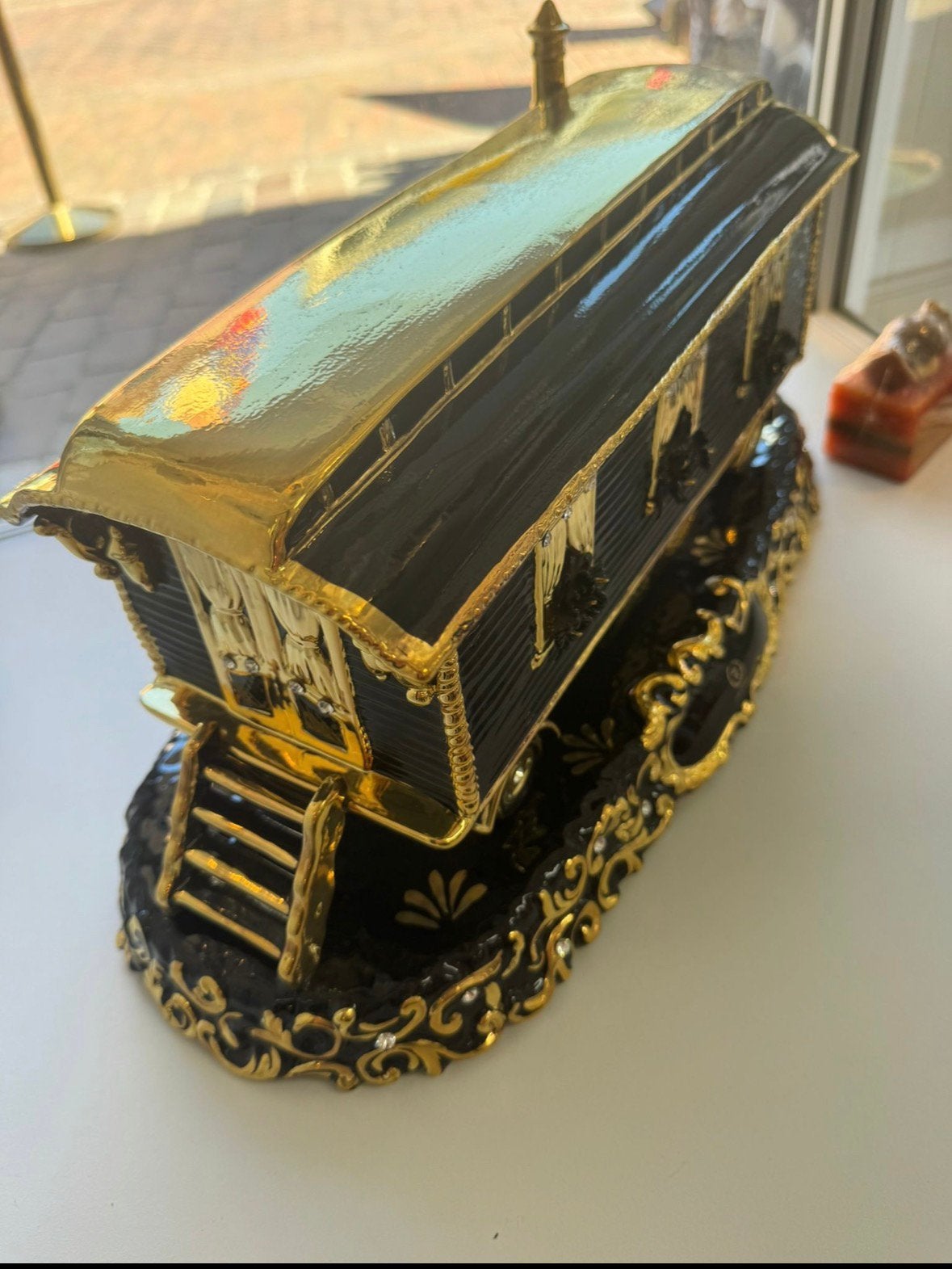 Allerlei nieuwe stukken porselein, zwart goud wit goud swaro, Ophalen of Verzenden