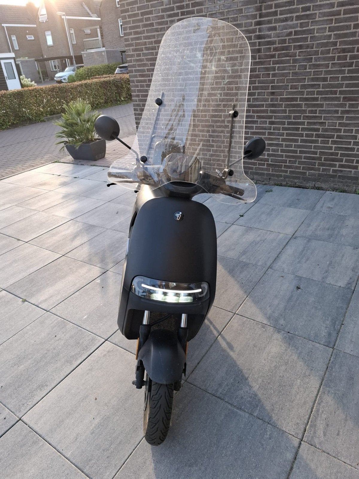 Segway E110SE Elektrische Scooter - Zo goed als nieuw, Fietsen en Brommers, Snorfietsen en Snorscooters, Ophalen, Zo goed als nieuw