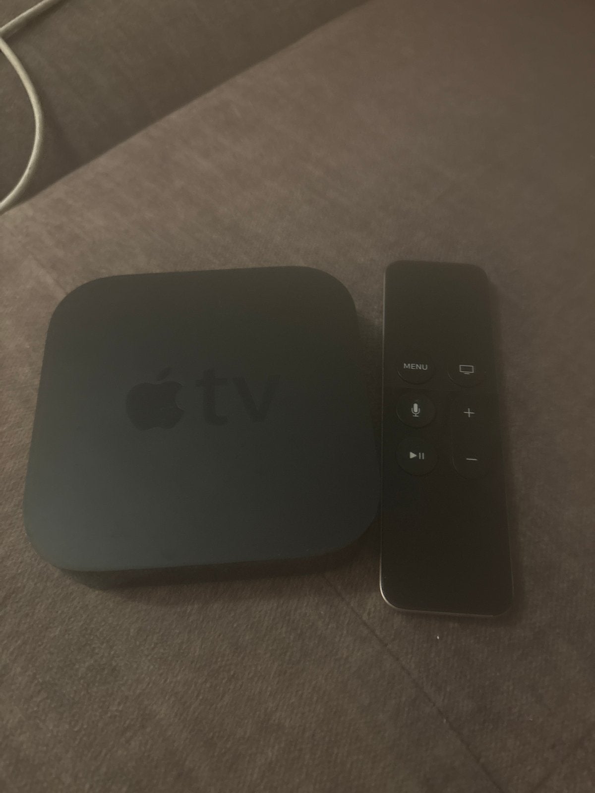 Apple TV Box met afstandsbediening, Audio, Tv en Foto, Ophalen of Verzenden, Zo goed als nieuw, HDMI, Zonder harde schijf