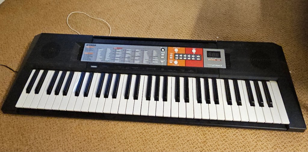 Yamaha PSR-F50 Keyboard, Muziek en Instrumenten, Keyboards, Ophalen of Verzenden, 61 toetsen, Yamaha