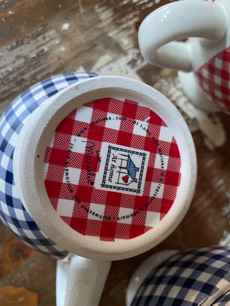 Kopjes at home with Marieke, Ophalen of Verzenden, Zo goed als nieuw, Overige stijlen, Kop(pen) en/of Schotel(s)