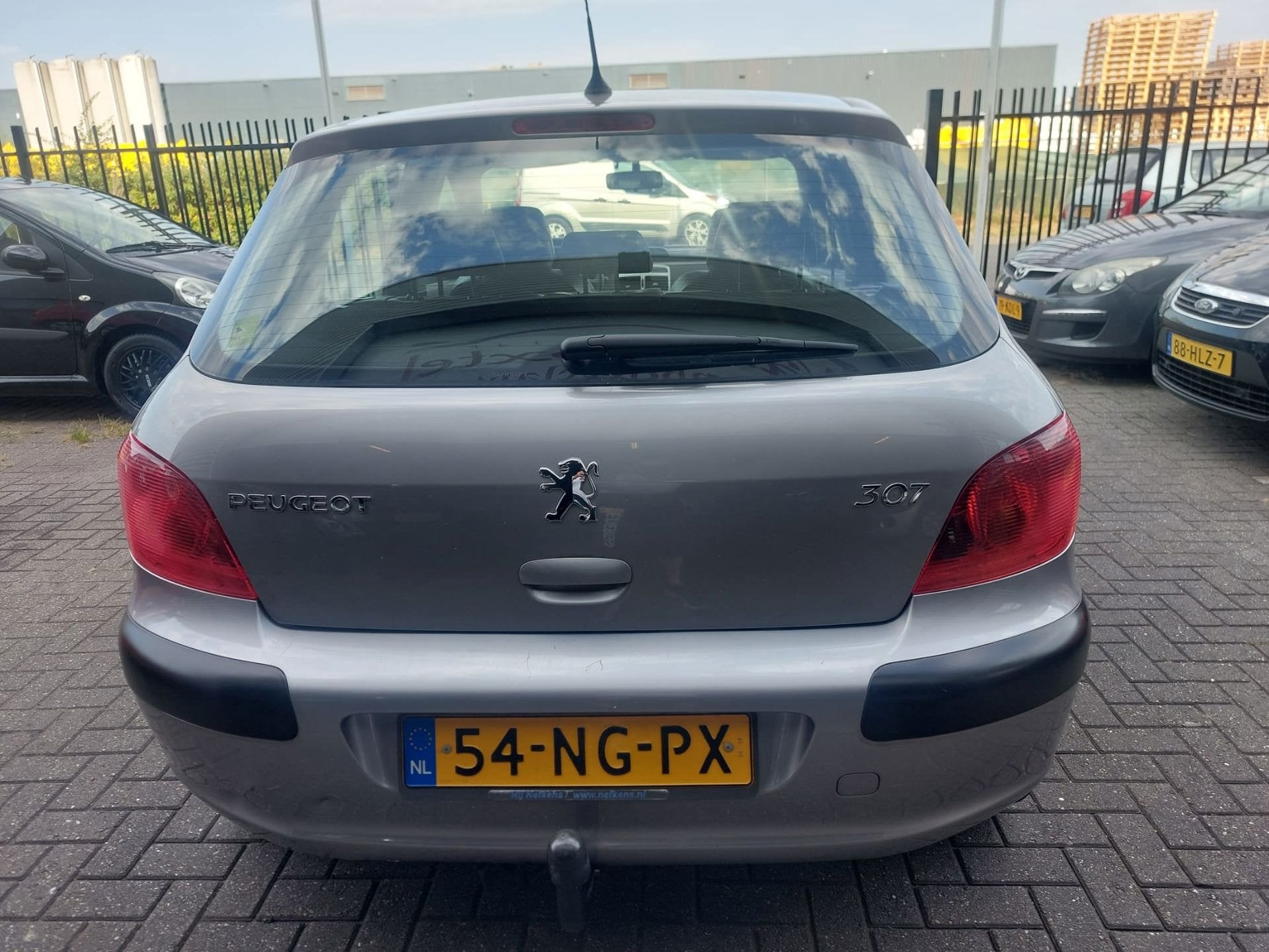 Peugeot 307 2.0-16V Gentry 5 deurs + climate control, 136 pk, 4 cilinders, 1194 kg, Bedrijf