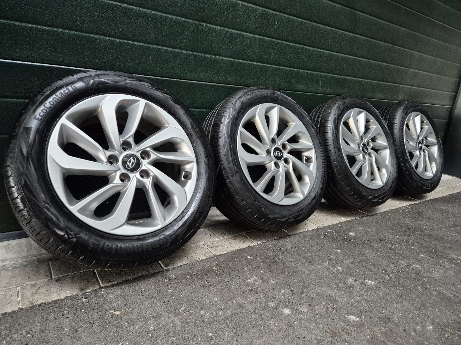 5x114.3/17 inch Orgineel Hyundai Kona Zomerset, Auto-onderdelen, Ophalen, 215 mm, Banden en Velgen, Nieuw