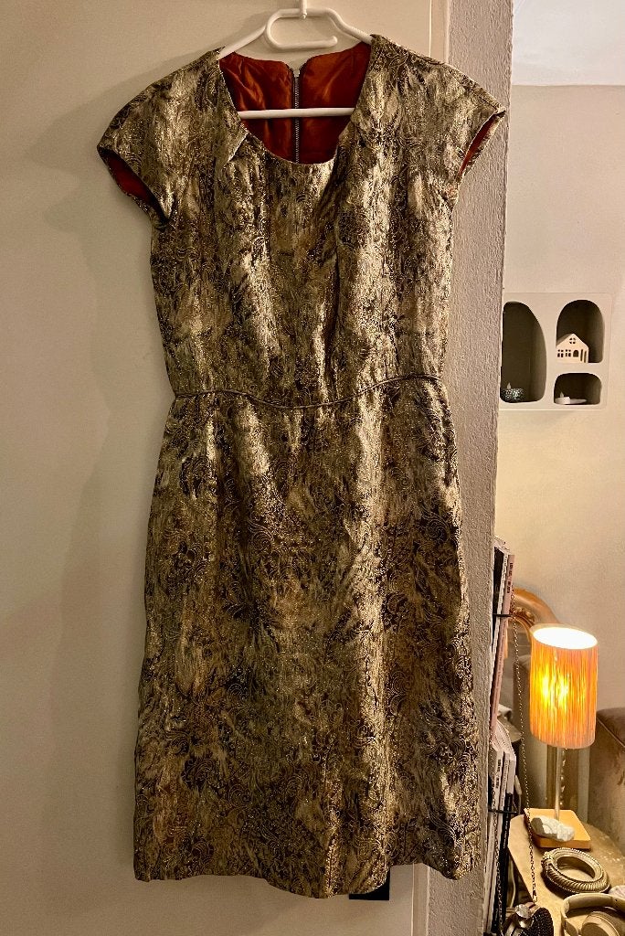 Vintage 60s brokaat cocktailjurk jurk goudkleur jacquardstof, Overige kleuren, Ophalen of Verzenden, Zo goed als nieuw, Vintage
