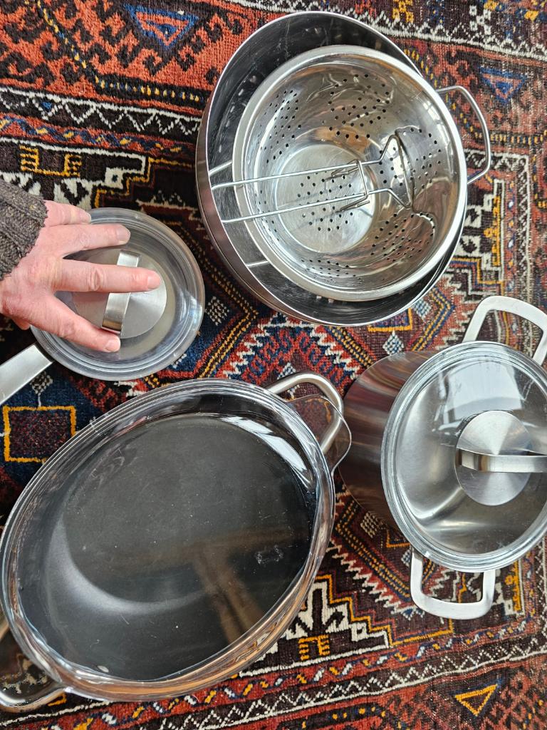 Diverse kookgerei - Various items of cookware., Gebruikt, Rvs, Keramische plaat, Ophalen