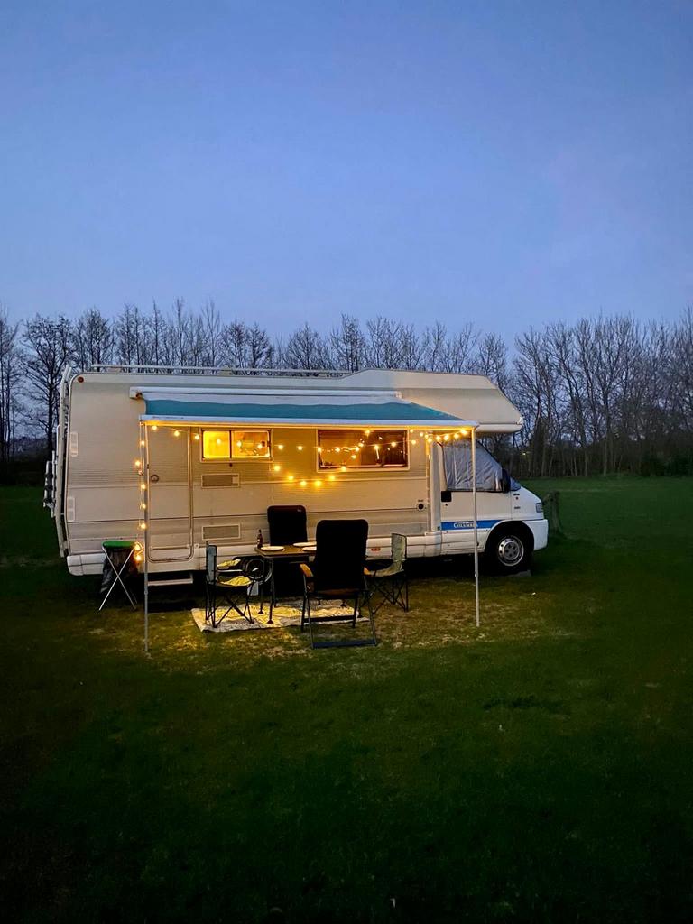 Fiat gezinscamper | Nieuwe APK | Zonnepanelen | Instapklaar, Alkoof, Ringverwarming, Ford, Koelkast