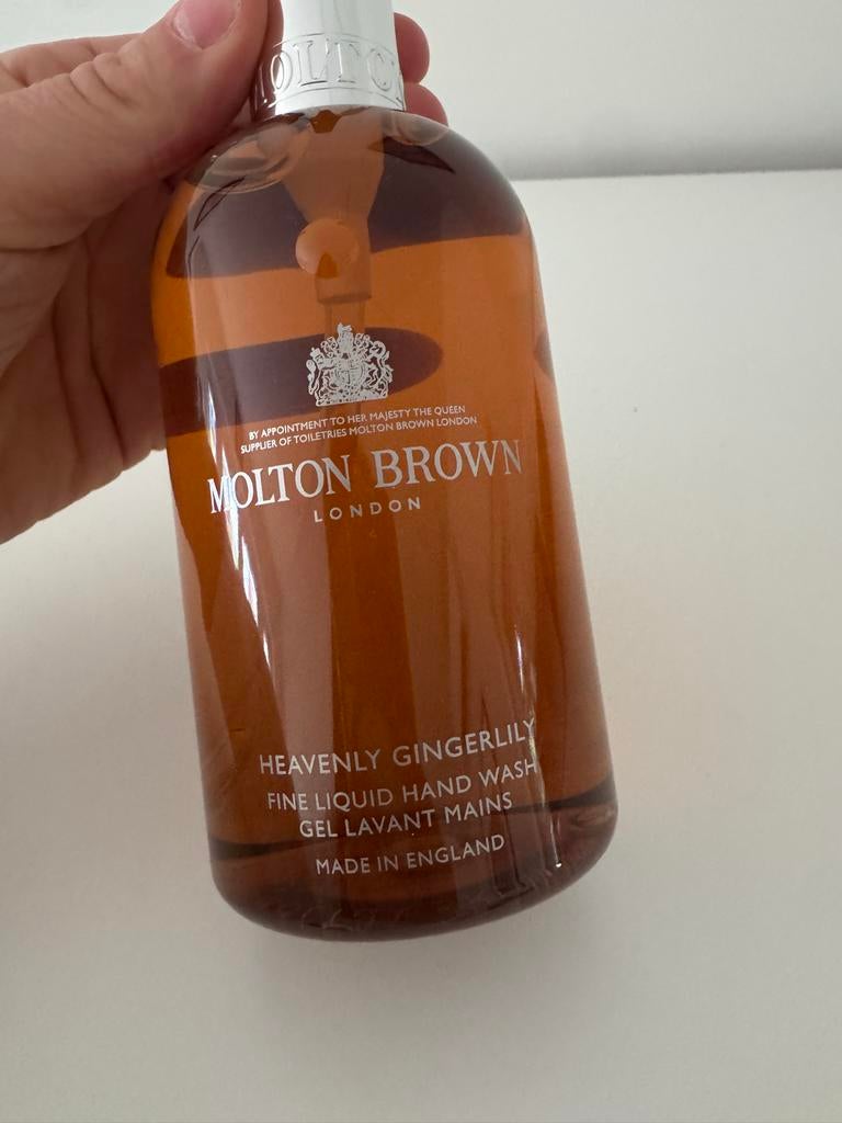 Molton Brown Heavenly Gingerlily handzeep 300 ml, Sieraden, Tassen en Uiterlijk, Uiterlijk | Lichaamsverzorging, Ophalen of Verzenden