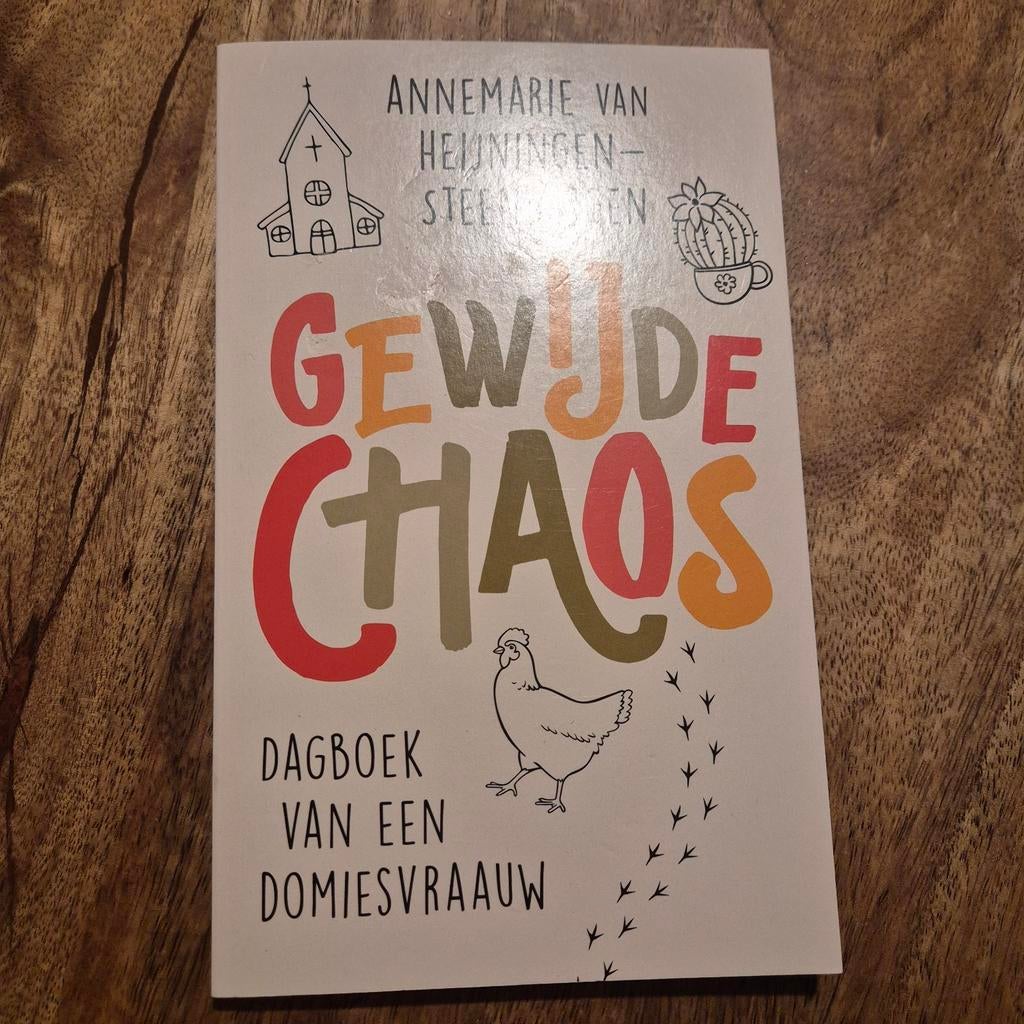 Gewijde Chaos - Dagboek van een domiesvrouw, Ophalen of Verzenden