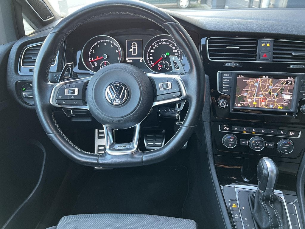 Volkswagen Golf Variant 1.4 TSI R-LINE *DSG*PARLEMOER*XENON*, Gebruikt, Euro 6, 4 cilinders, 150 pk