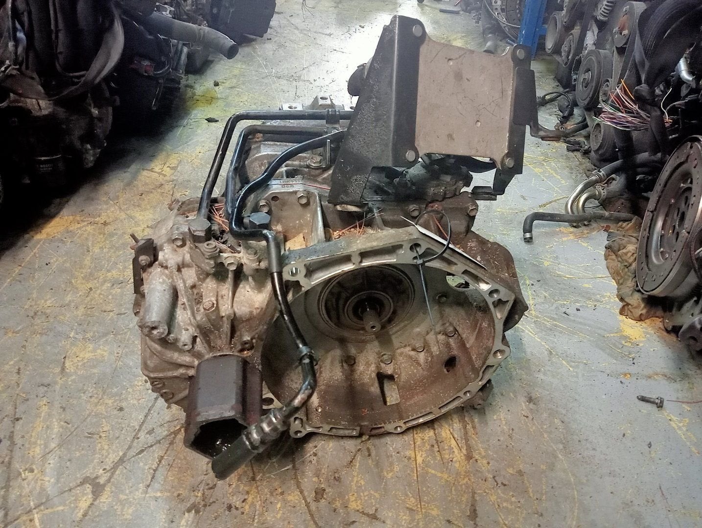 VOLKSWAGEN Passat Versnellingsbak 09G300037N, HRN 15239739 A, Gebruikt, -, -, Ophalen of Verzenden