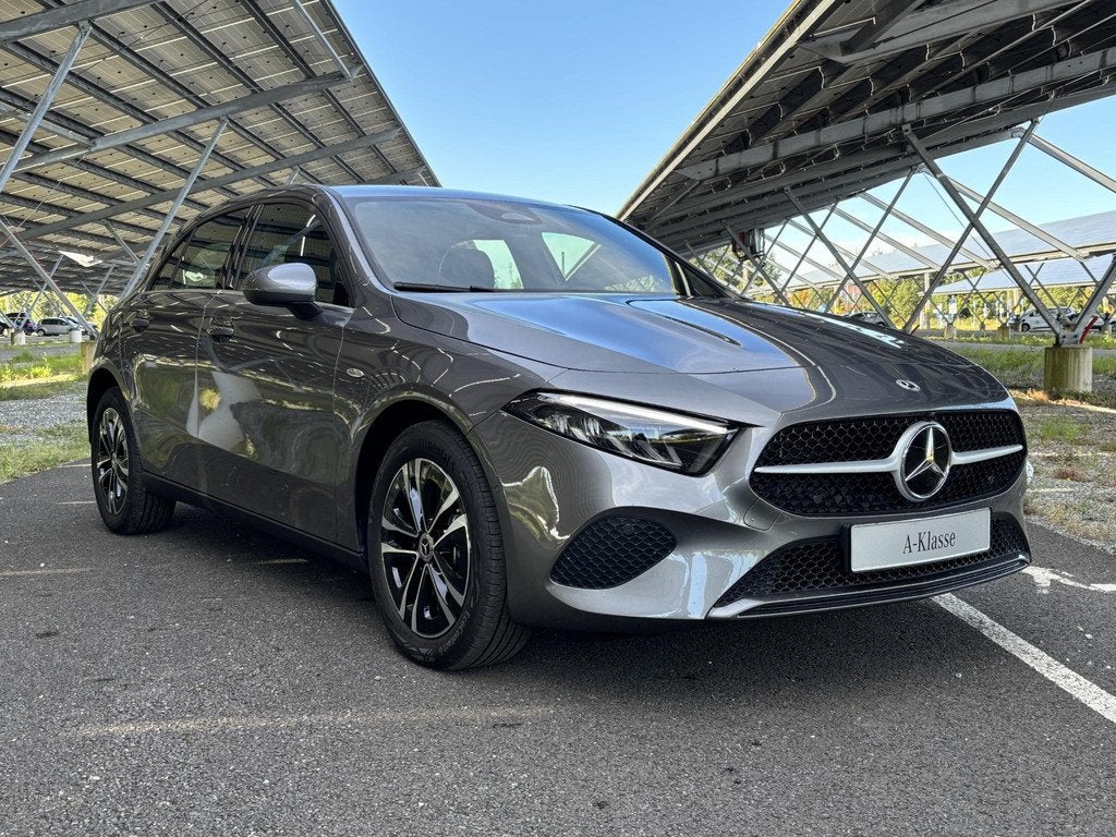Mercedes-Benz A-Klasse 250e Business Solution | Led Koplampe, Auto's, Mercedes-Benz, Gebruikt, 4 cilinders, Leder en Stof, Bedrijf