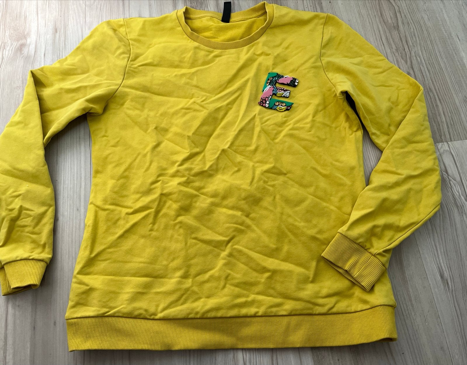 Gele Esprit sweater met 'E' patch - Maat M (koffer), Ophalen of Verzenden, Gedragen, Maat 38/40 (M), Geel