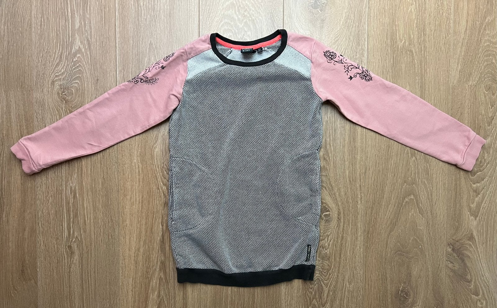 Tumble ‘n Dry meisjes trui maat 128, Ophalen of Verzenden, Gebruikt, Meisje, Trui of Vest