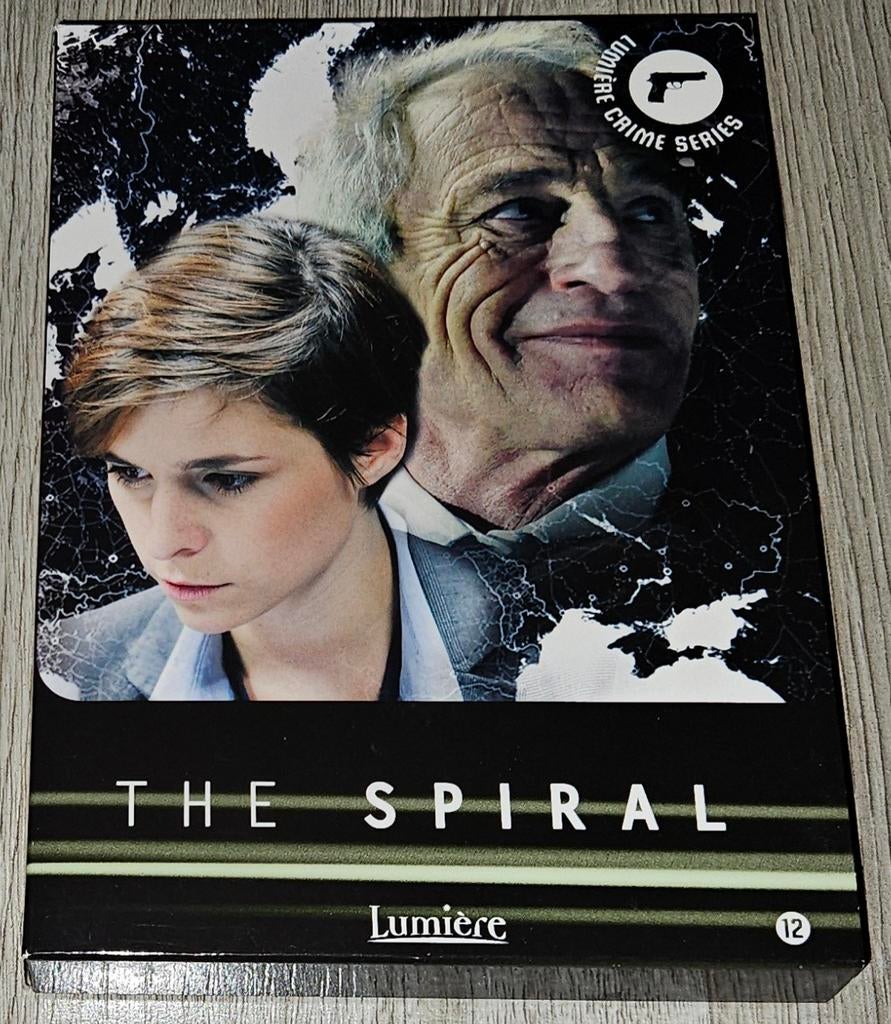 The Spiral - Lumière Crime Series - 2DVD Box, Vanaf 12 jaar, Ophalen of Verzenden, Zo goed als nieuw, Detective en Krimi
