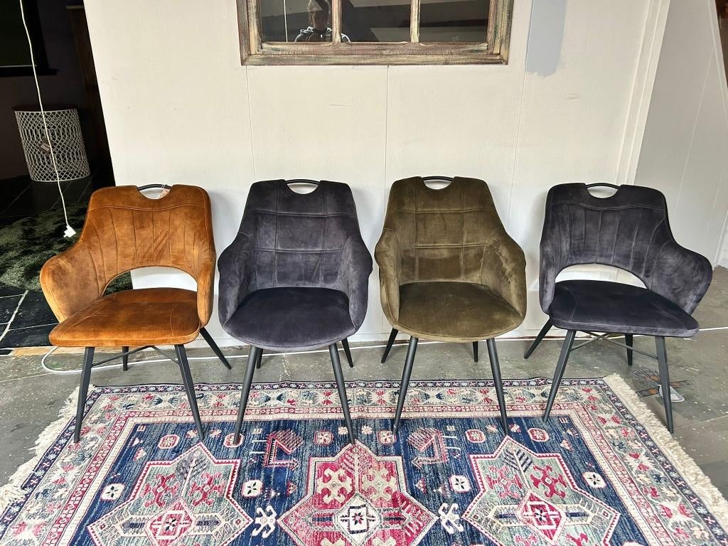 Set van 4 Mix Stoelen – Stijlvol & Comfortabel, Ophalen, Overige kleuren, Nieuw, Landelijk