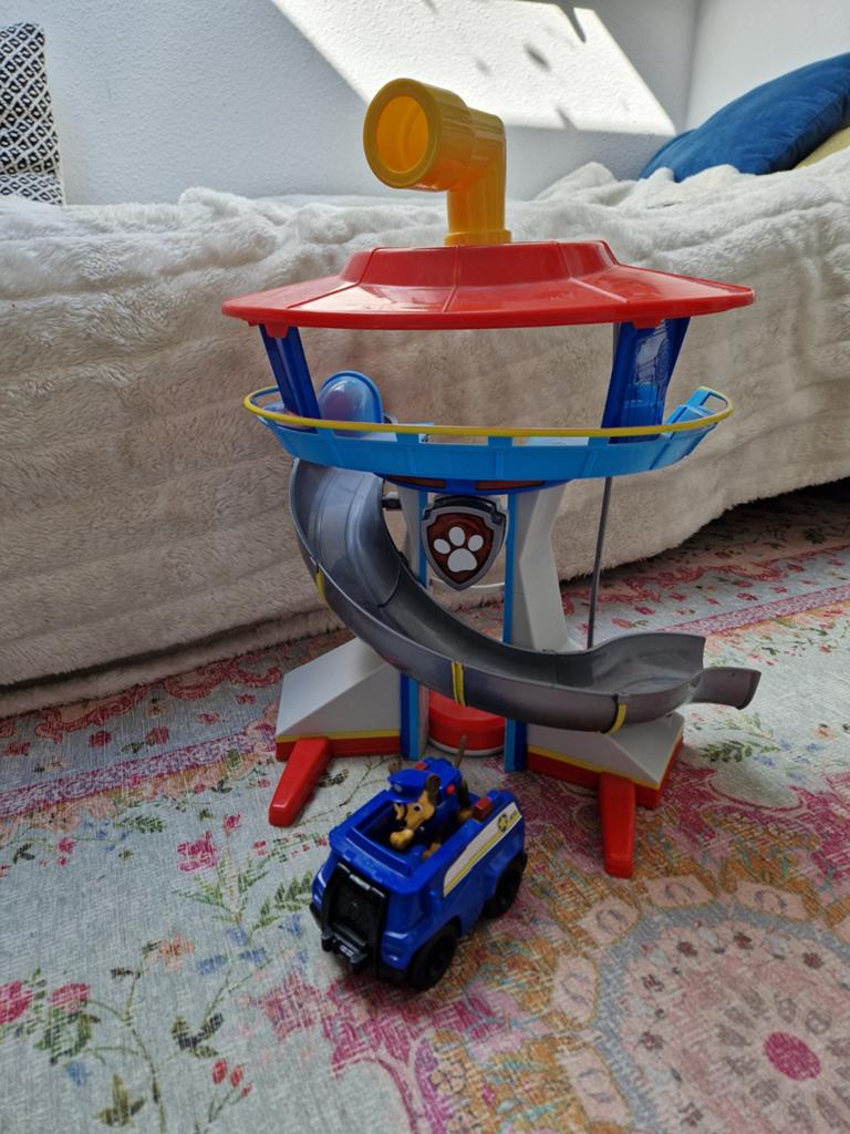 Paw Patrol Uitkijktoren met Chase en voertuig, Kinderen en Baby's, Speelgoed | Actiefiguren, Ophalen of Verzenden, Gebruikt