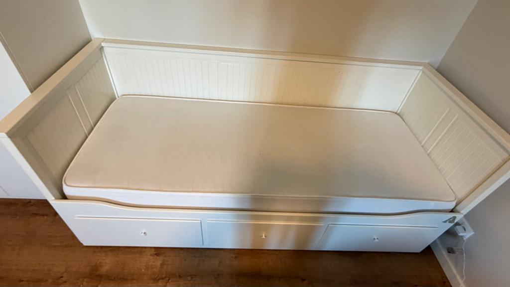 IKEA HEMNES Bedbank, Ophalen, Eenpersoons, Wit, Zo goed als nieuw