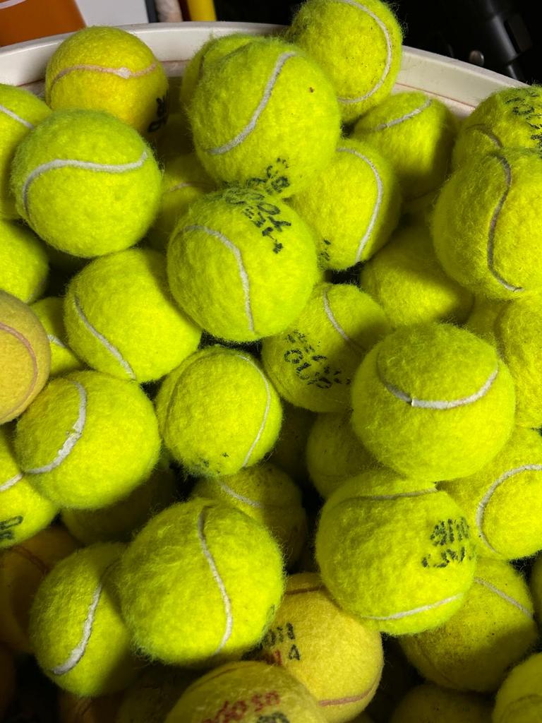 Tennisballen honden creatief, Dieren en Toebehoren, Hondenspeelgoed, Ophalen of Verzenden, Gebruikt