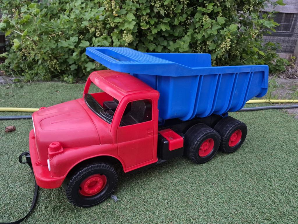 Vrachtwagen / kiepwagen - 70 cm lang, Ophalen of Verzenden, Gebruikt
