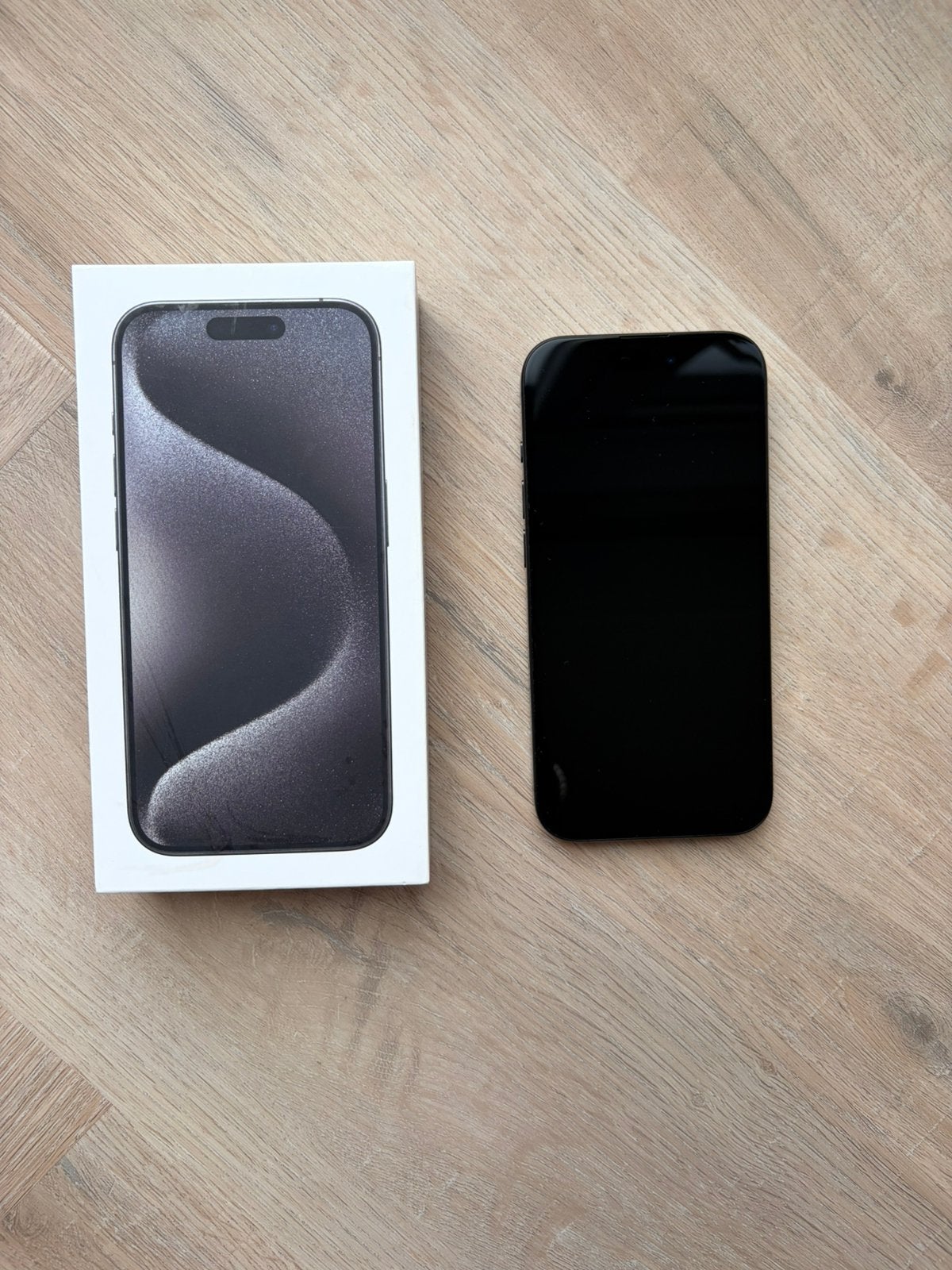 Apple Iphone 15 pro, Ophalen, 128 GB, Zwart, Zo goed als nieuw