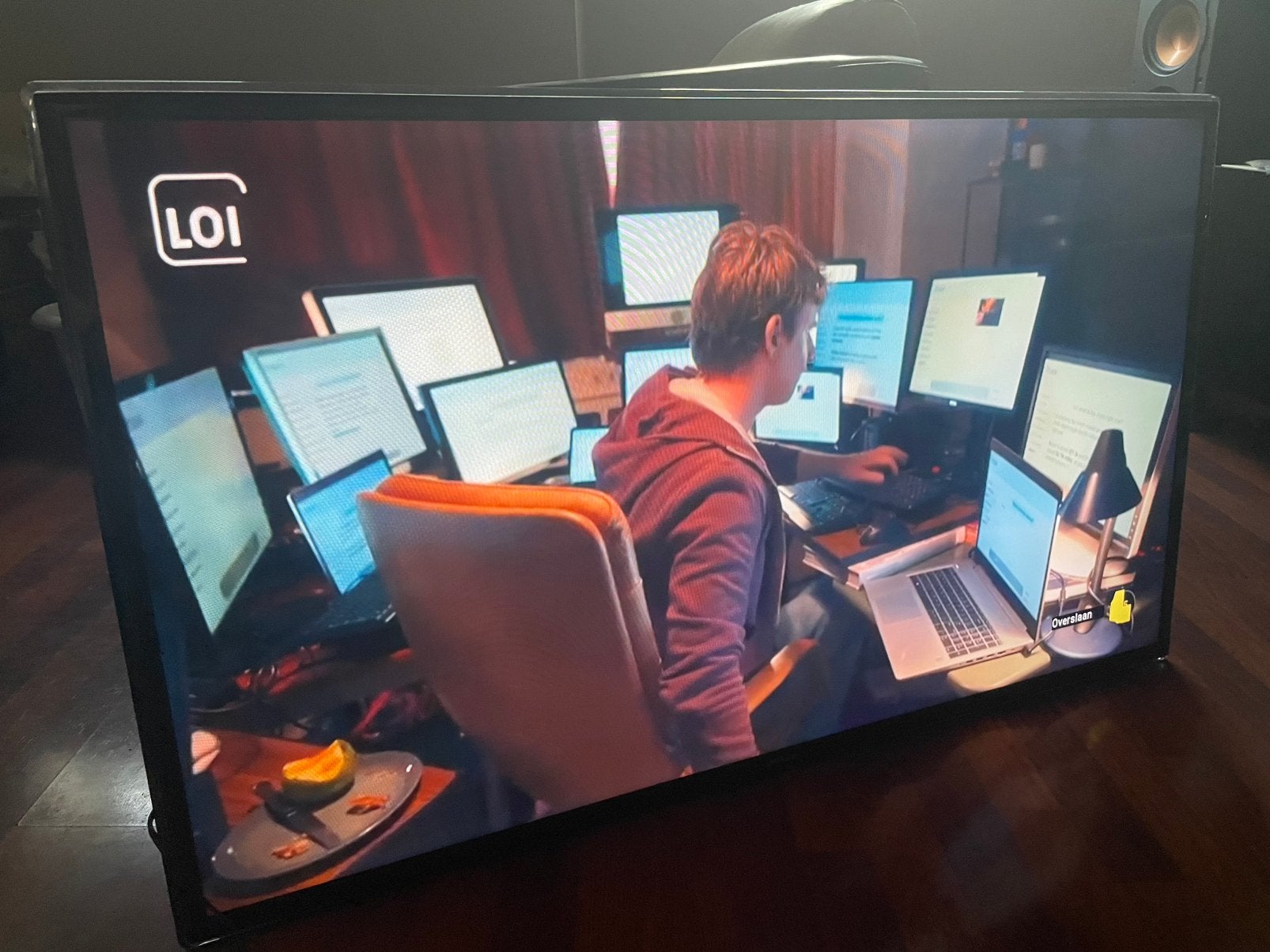 Foto 5 van Samsung 46 inch Smart tv - wifi - diverse apps