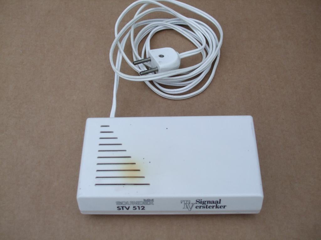 Versterker Soundex STV512, Ophalen of Verzenden, Gebruikt