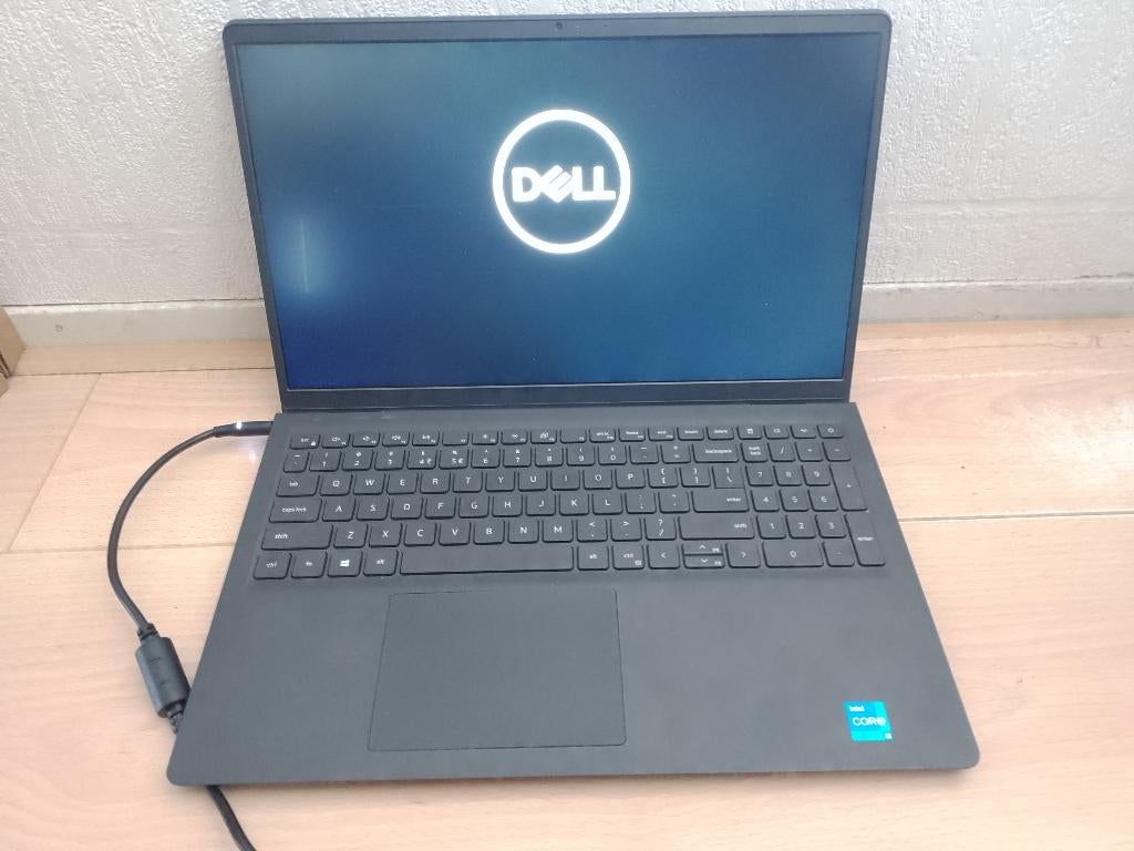 Dell Vostro 3510, Intel i5 11th, 8 GB, Refurbished, Ophalen of Verzenden