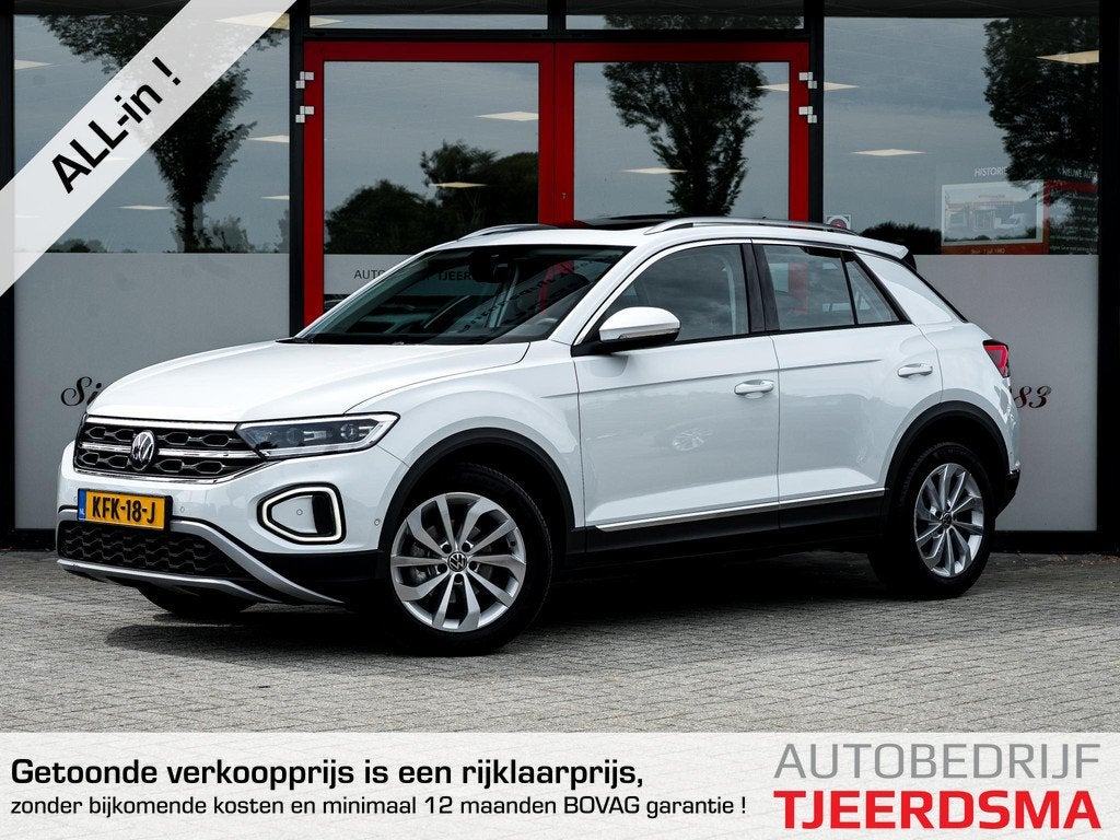 Volkswagen T-Roc 1.5 TSI Style | Navigatie | Camera | Schuif, 12 maanden, 1258 kg, 4 cilinders, Wit