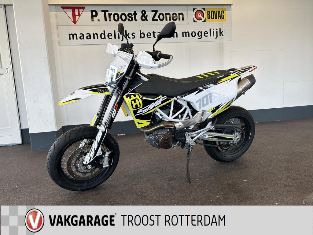 Husqvarna 701 Supermoto A2/80PK OP VOL VERMOGEN | LED Koplam, 693 cc, Giessenweg 70-72
3044AM  ROTTERDAM, NL, Bedrijf, Autobedrijf P. Troost & Zn