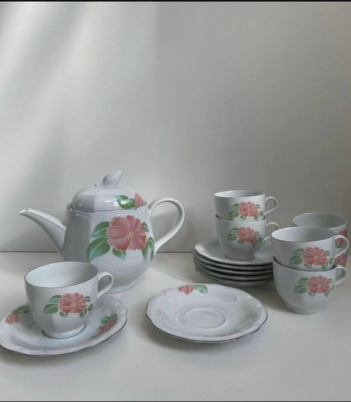 Kahla thee servies. 7 delig thee servies, kop met schotel., Antiek en Kunst, Antiek | Servies compleet, Ophalen of Verzenden