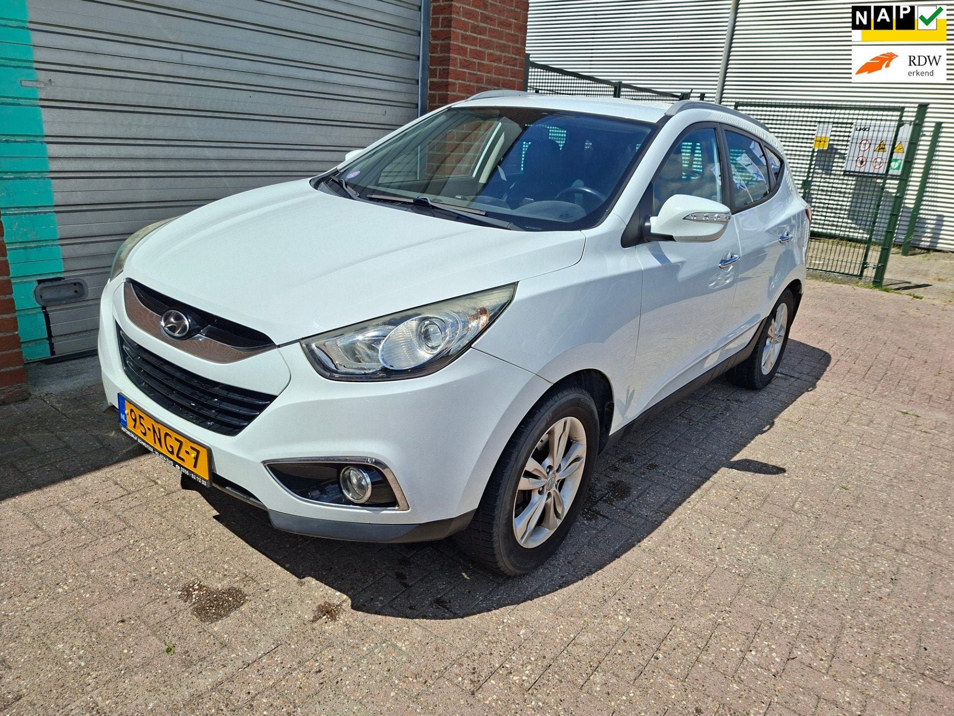 Hyundai Ix35 2.0i Style Clima NAP, Gebruikt, 4 cilinders, Automatische klimaatregeling, Leder en Stof
