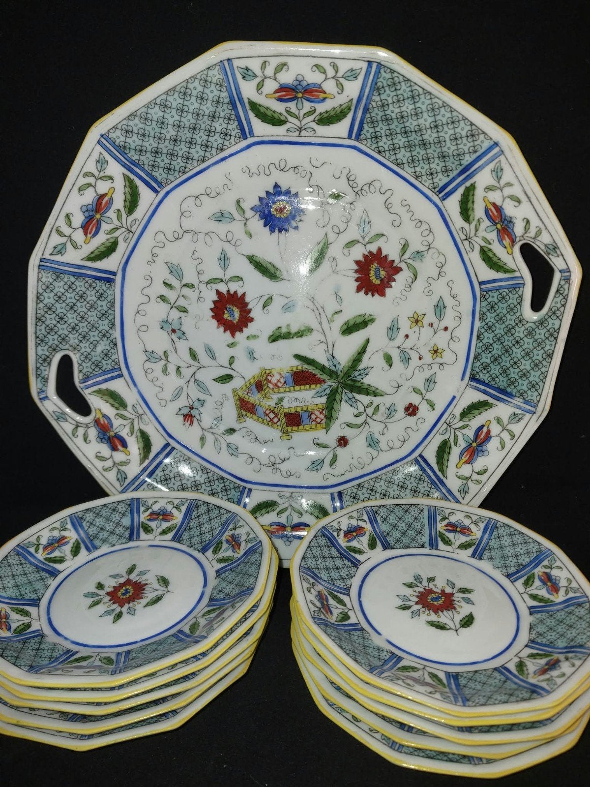 Serveerschaal/schoteltjes uit Faience fabriek 1880-1910, Ophalen of Verzenden