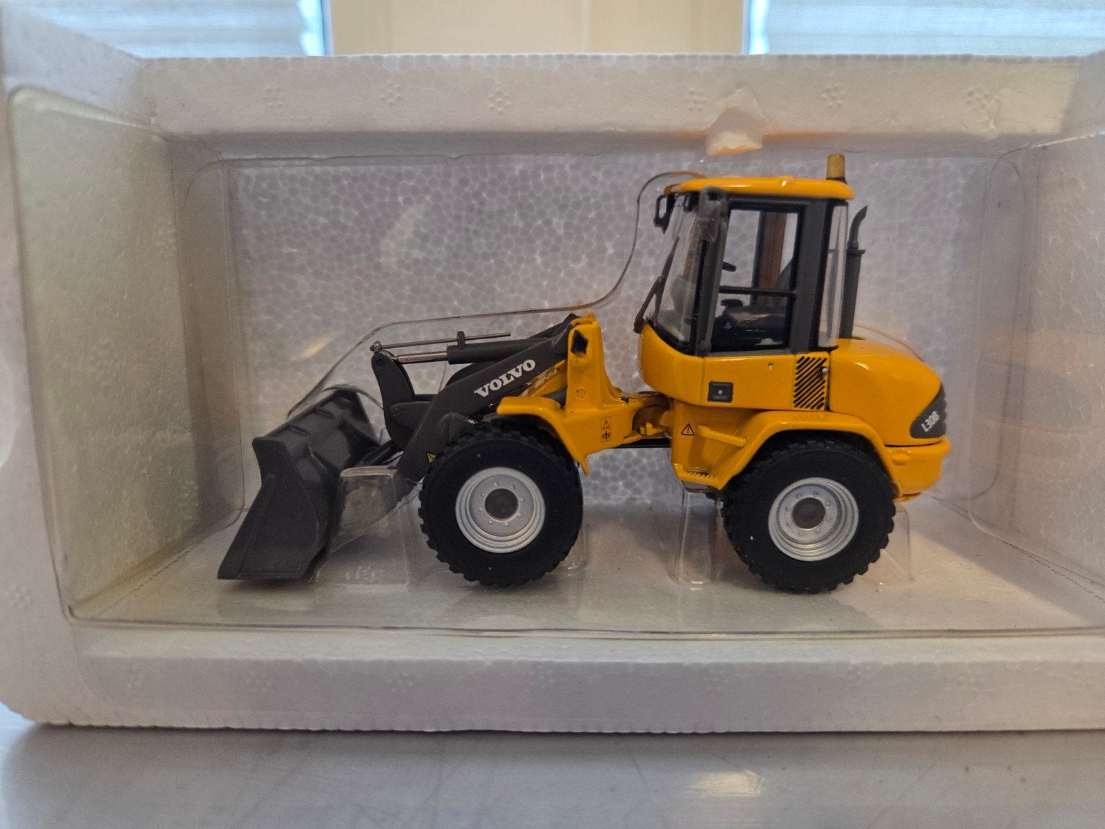 Volvo Shovel L35B Motorart 1:43, Hobby en Vrije tijd, Modelauto's | 1:50, Nieuw, Hijskraan, Tractor of Landbouw, Conrad, Ophalen of Verzenden