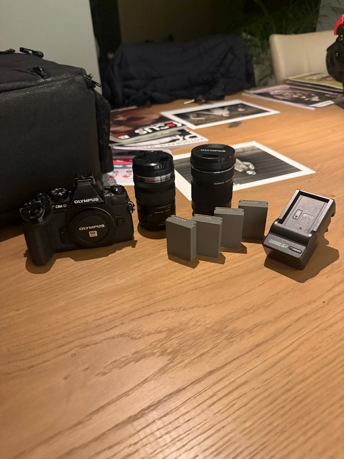 Olympus OM-D Camera met 2 lenzen en accessoires, Gebruikt, Ophalen of Verzenden, Olympus, USB-kabel