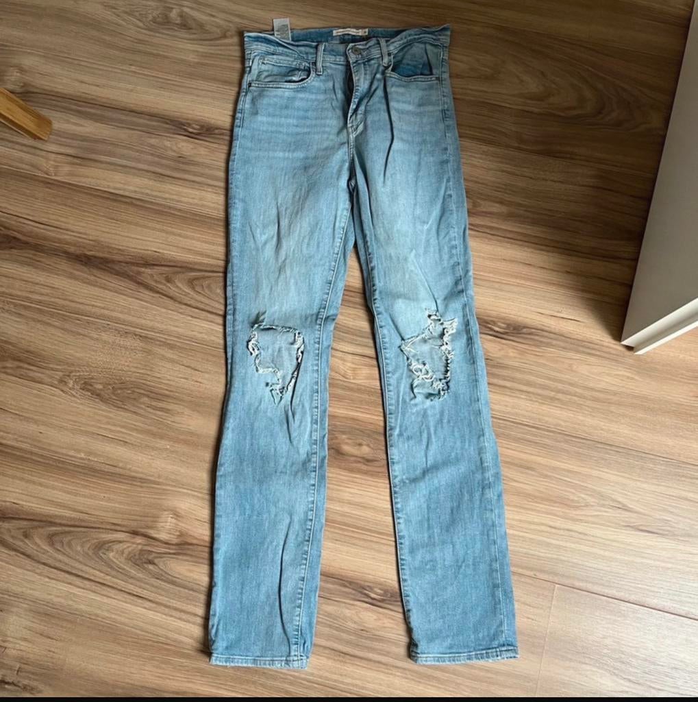 Levi's spijkerbroek met gaten, Ophalen of Verzenden, Zo goed als nieuw, Blauw, W30 - W32 (confectie 38/40)