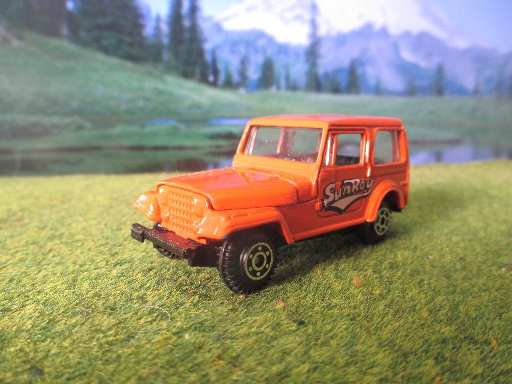 1:64 Jeep CJ-7 - Welly 3333 oranje, Ophalen of Verzenden, Gebruikt, Auto