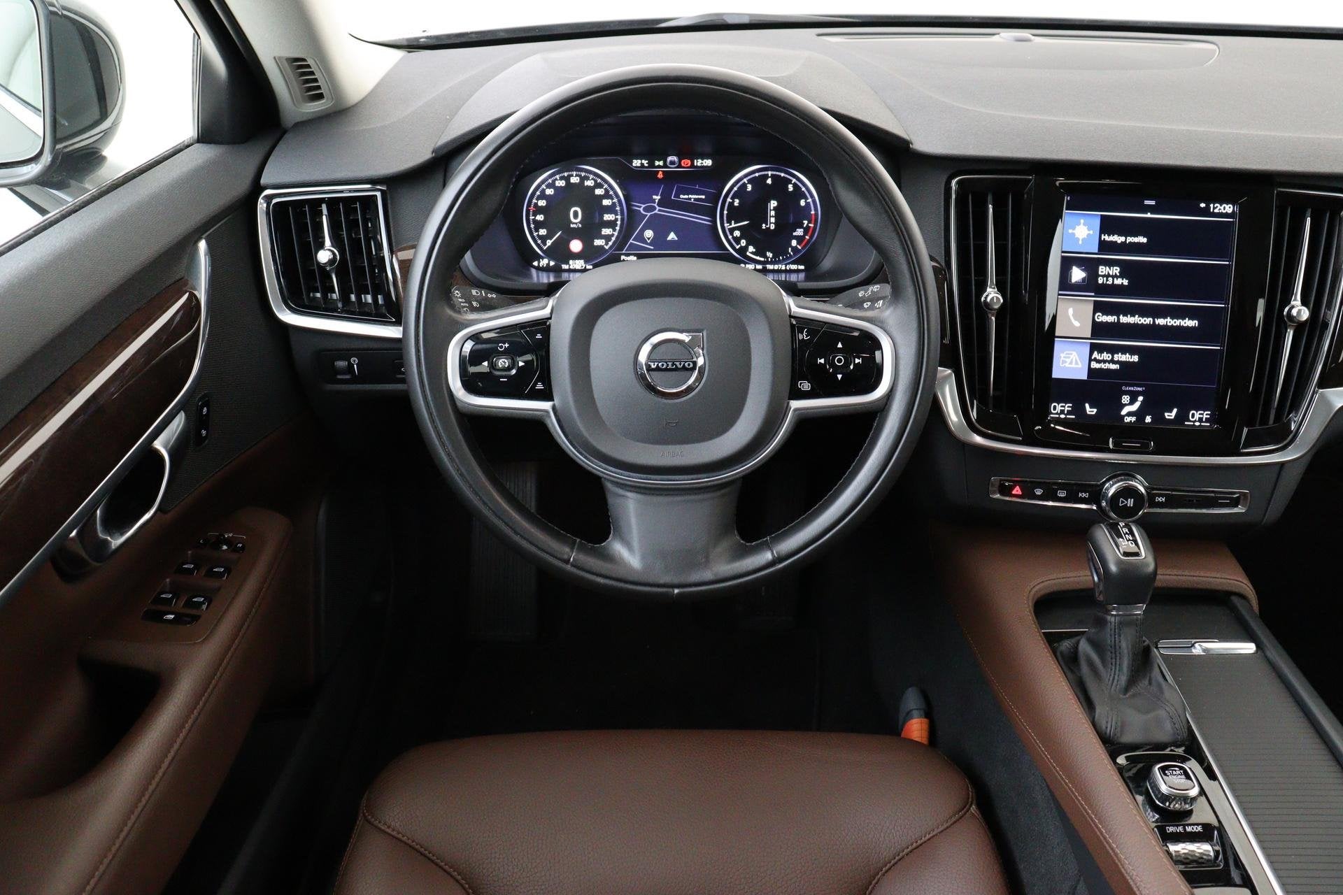Volvo V90 T4 AUT. MOMENTUM PRO -LEDER|CAMERA|ADAP.CRUISE|SCA, 12 maanden, 15 km/l, Euro 6, 4 cilinders