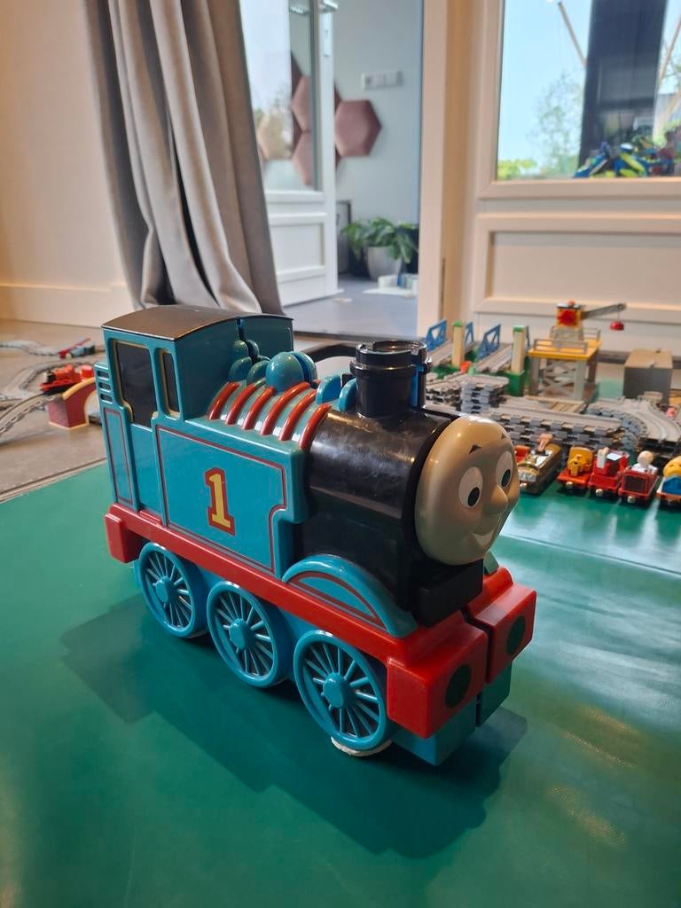 Grote Thomas de Trein speelgoedtrein/opbergdoos, Ophalen, Gebruikt