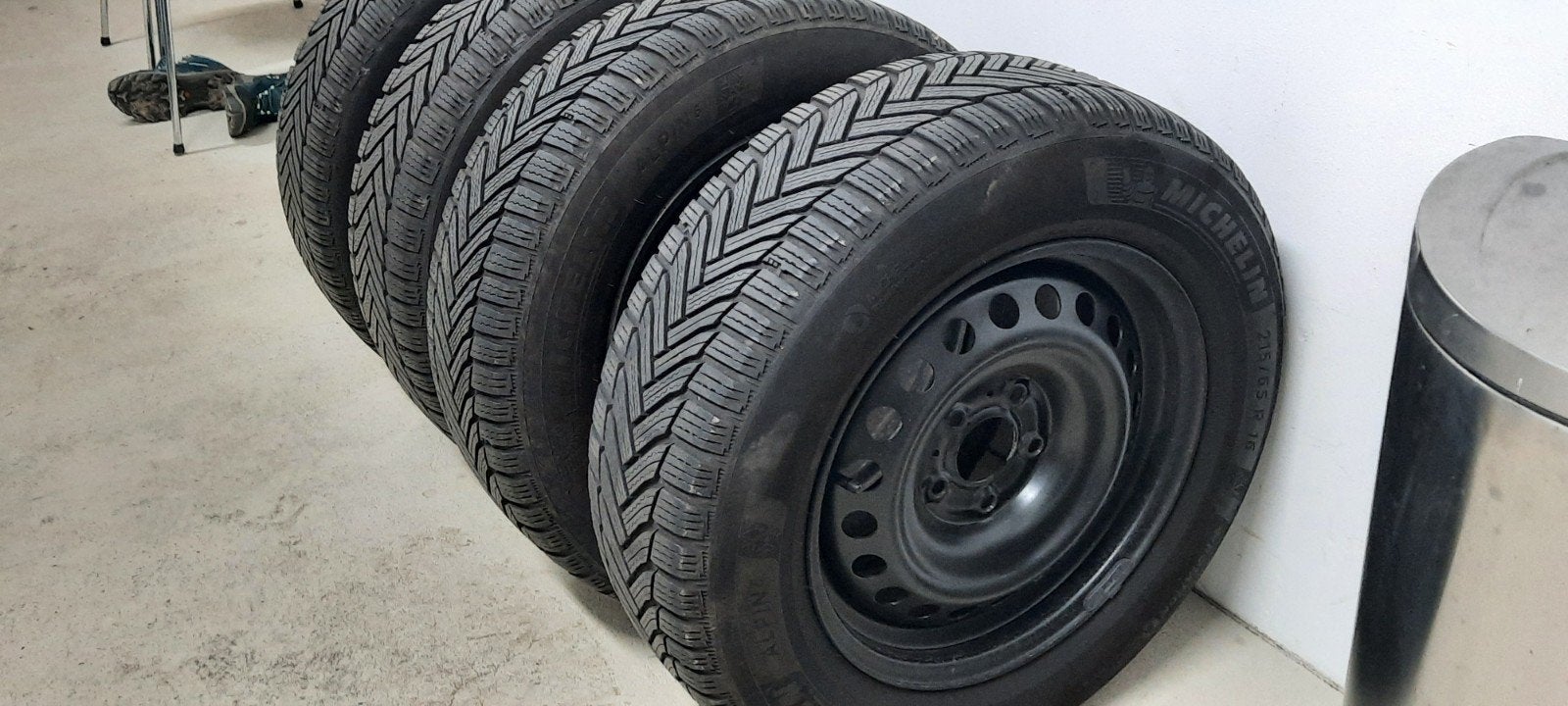 winterbanden, Michelin Alpine 6, mt 215/65 r16, Auto-onderdelen, Ophalen, 16 inch, Banden en Velgen, Winterbanden