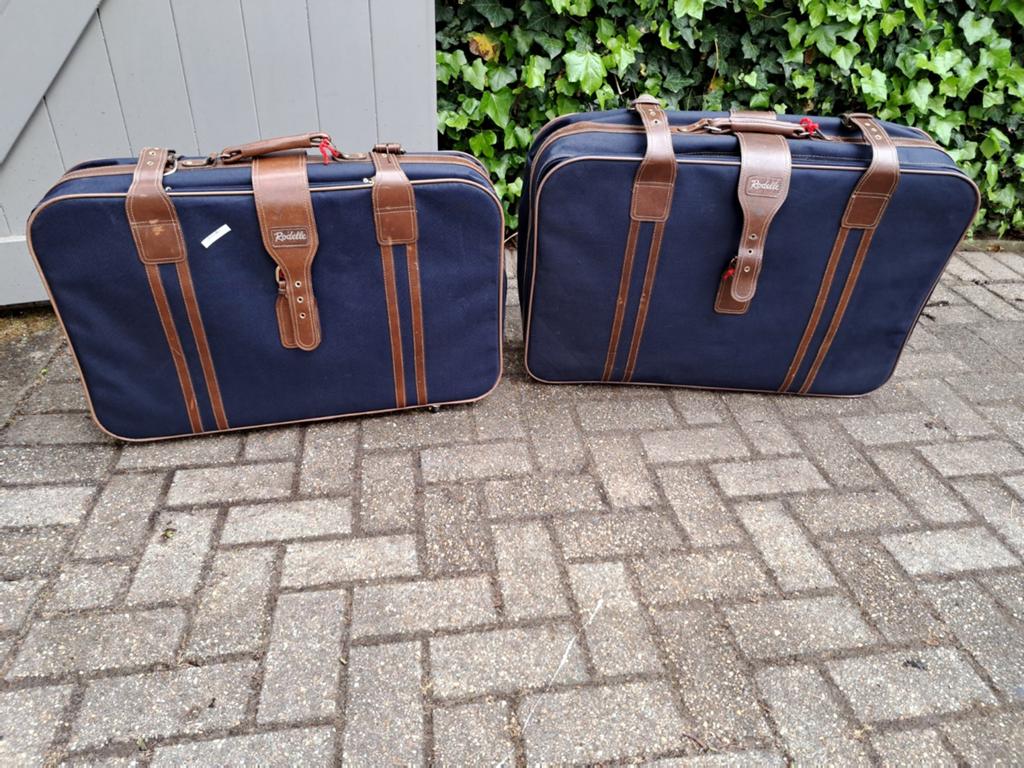 2 grote koffers verschillende maten, Sieraden, Tassen en Uiterlijk, Koffers, Hard kunststof, 45 tot 55 cm, Ophalen of Verzenden
