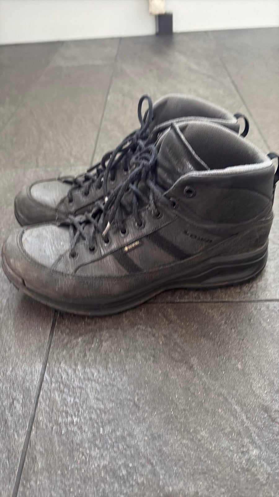 LOWA, Ophalen of Verzenden, Gebruikt, Schoenen